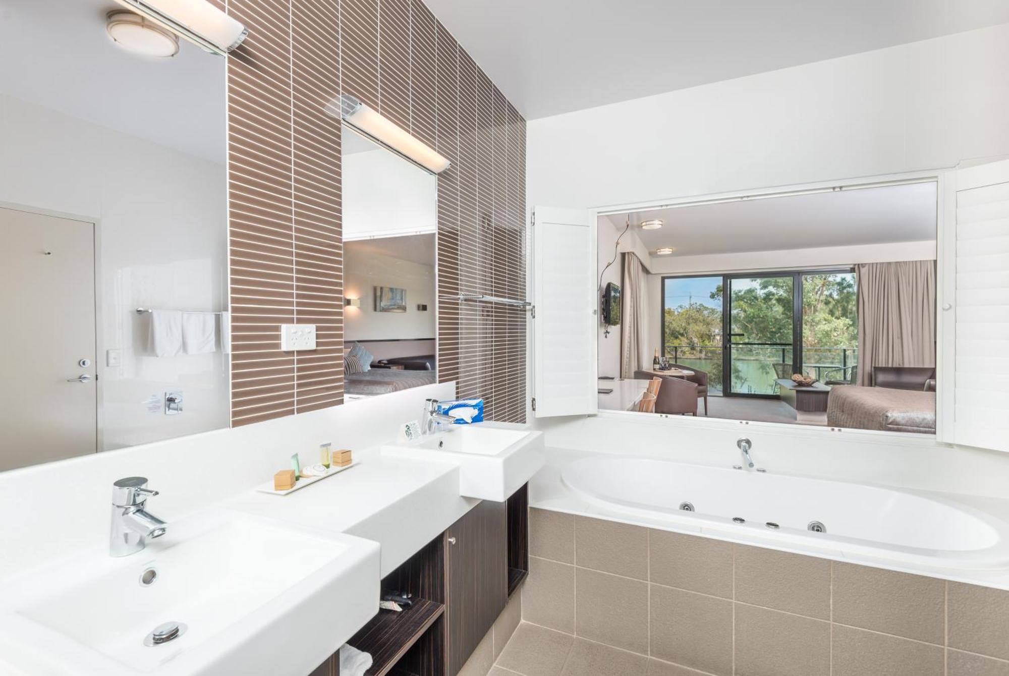Macquarie 4 Star Μοτέλ Warners Bay Εξωτερικό φωτογραφία