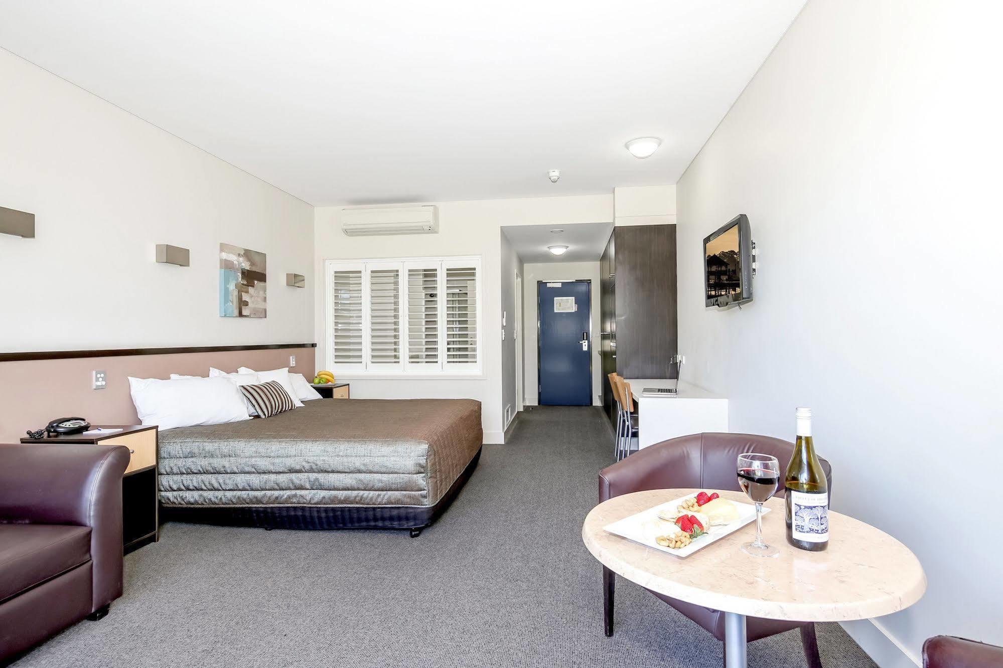 Macquarie 4 Star Μοτέλ Warners Bay Εξωτερικό φωτογραφία